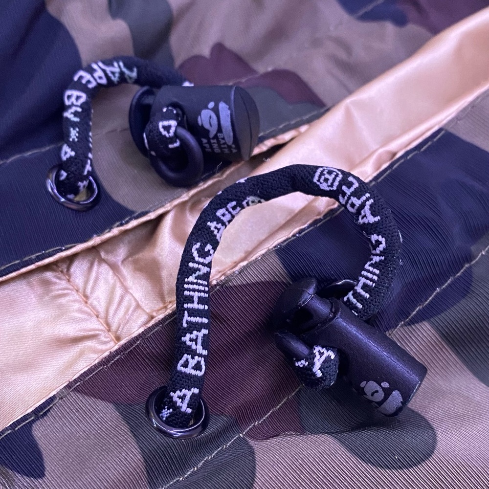 Bape Reversible Gold/Camo Zip-up Windbreaker Jacket Large